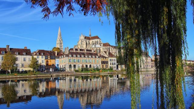 Vue abbaye et quais