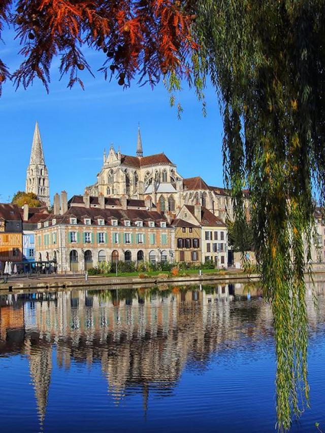 Vue abbaye et quais