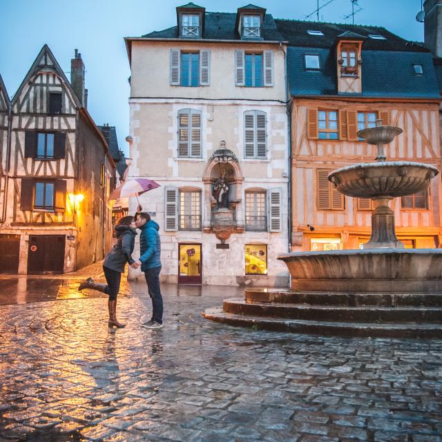 Les amoureux de la place saint-nicolas